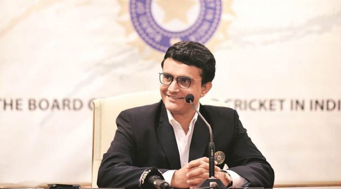 Ganguly makes hot-shot comments on Dhoni Retirement